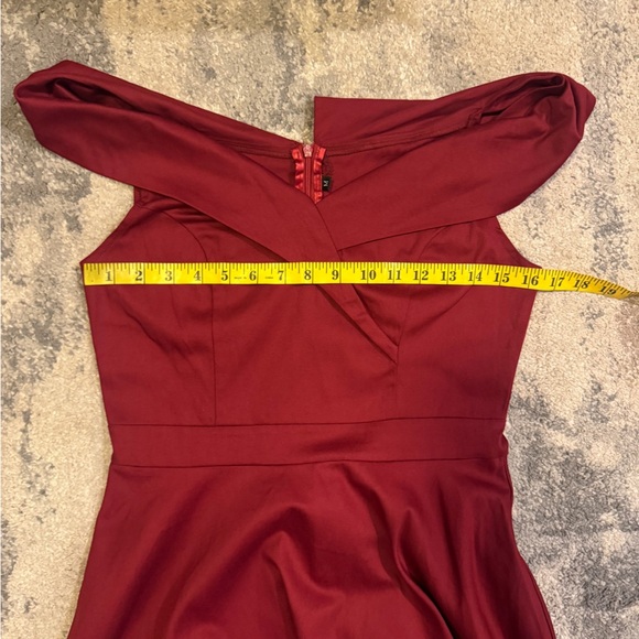 Women’s No Brand Burgundy Off the Shoulder Dress - Picture 5 of 6